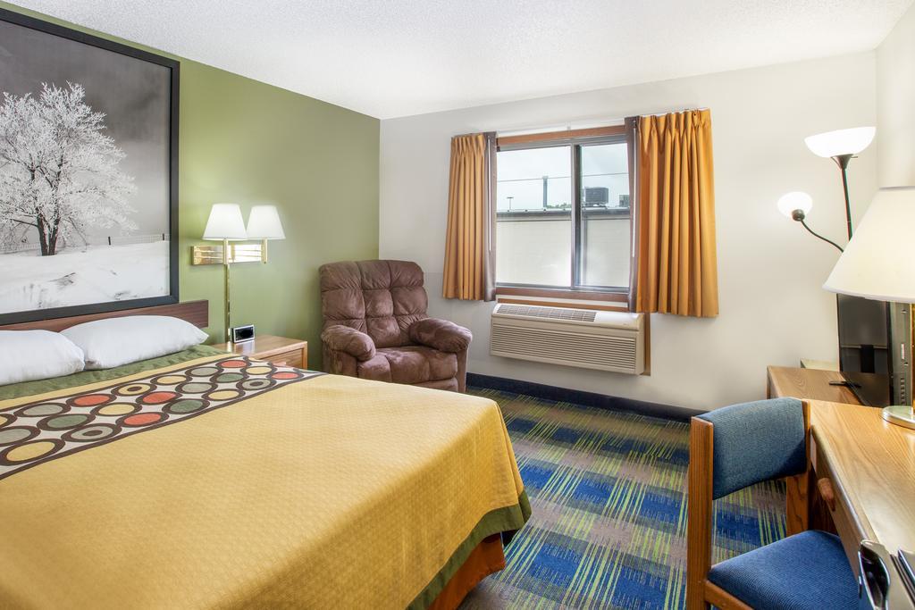 Motel Super 8 By Wyndham Columbus Esterno foto
